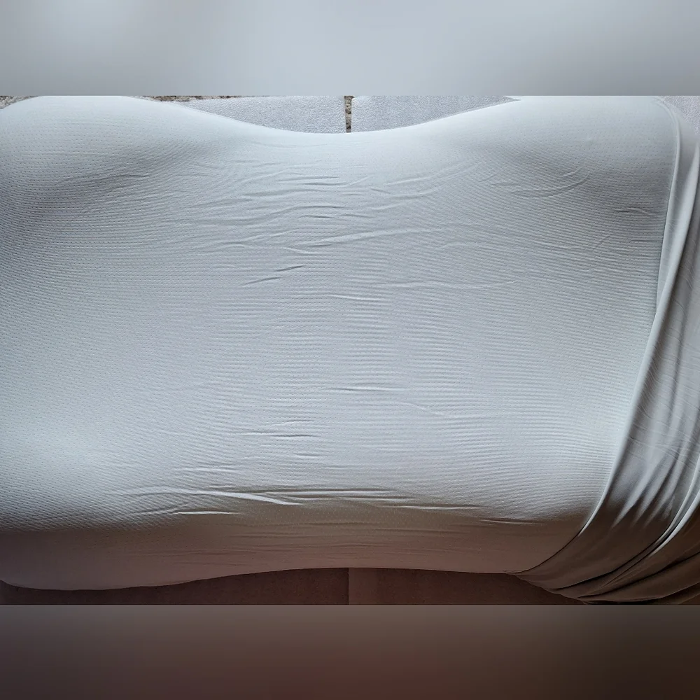 CUSHION LAB Deep Sleep Pillow Ergonomic Contour Design for Side & Back Sleepers